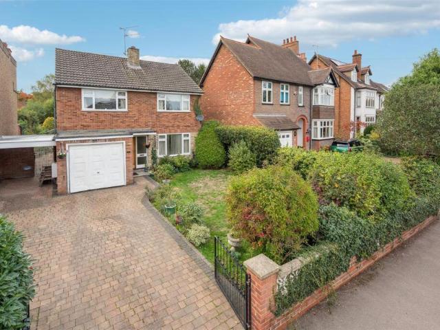 3 bedroom detached house for sale