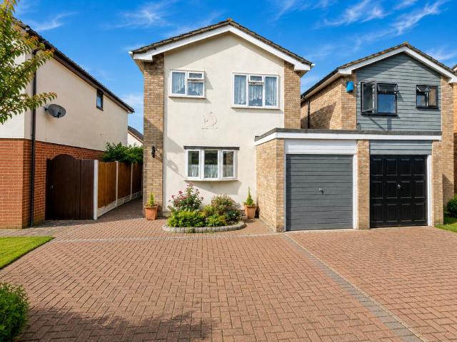 3 bedroom detached house for sale
