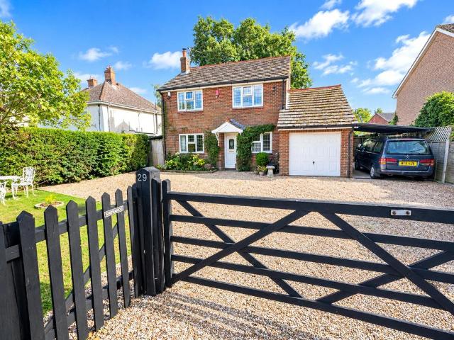 3 bedroom detached house for sale
