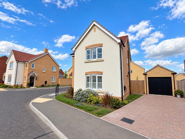 3 bedroom detached house for sale
