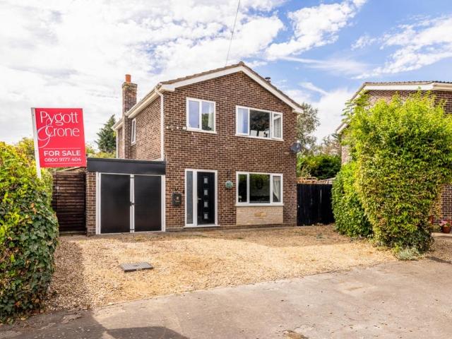 3 bedroom detached house for sale