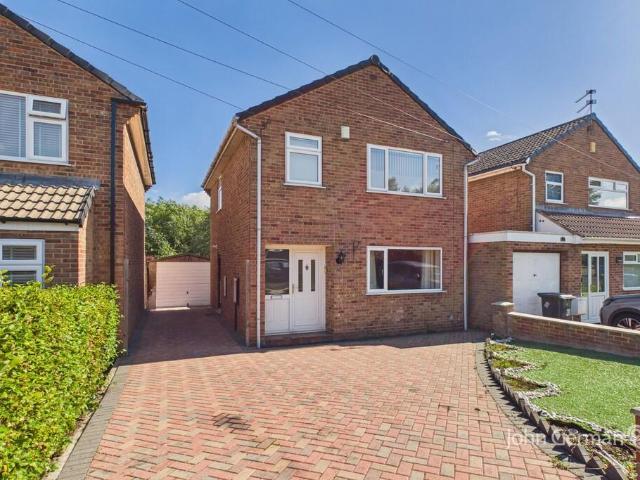 3 bedroom detached house for sale