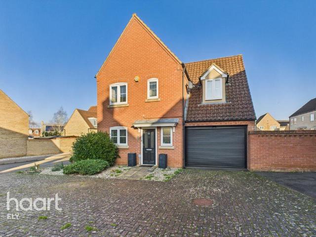 3 bedroom detached house for sale