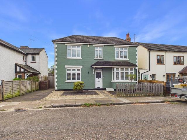 3 bedroom detached house for sale
