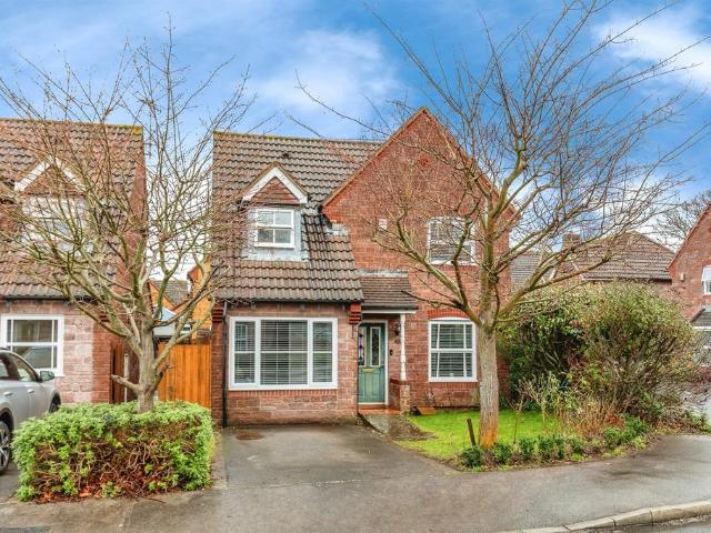 3 bedroom detached house for sale