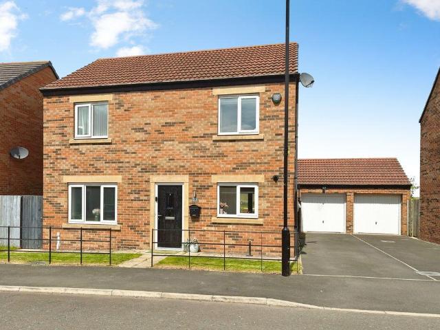 3 bedroom detached house for sale