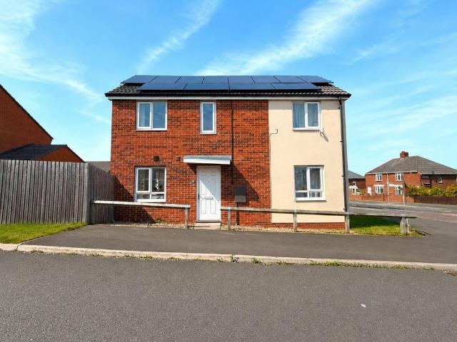 3 bedroom detached house for sale