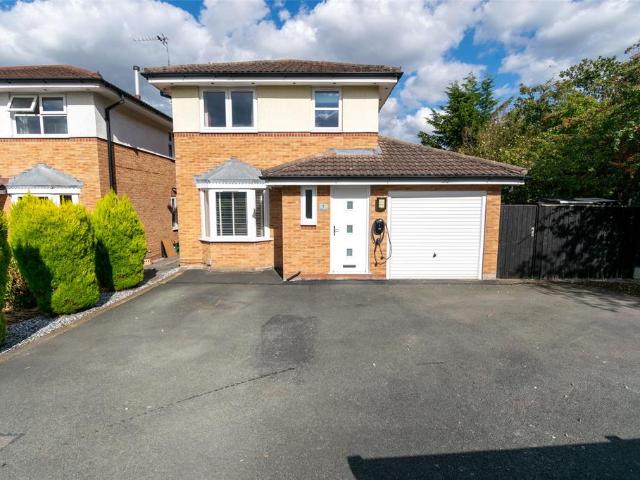 3 bedroom detached house for sale