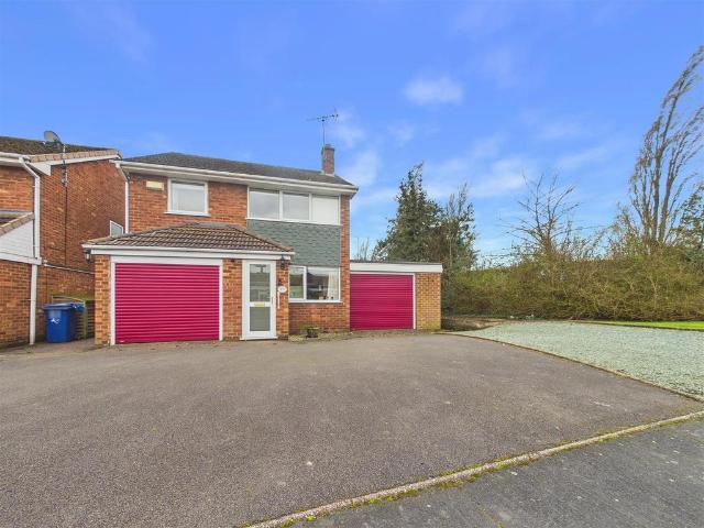 3 bedroom detached house for sale