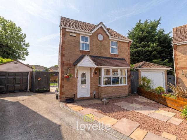 3 bedroom detached house for sale