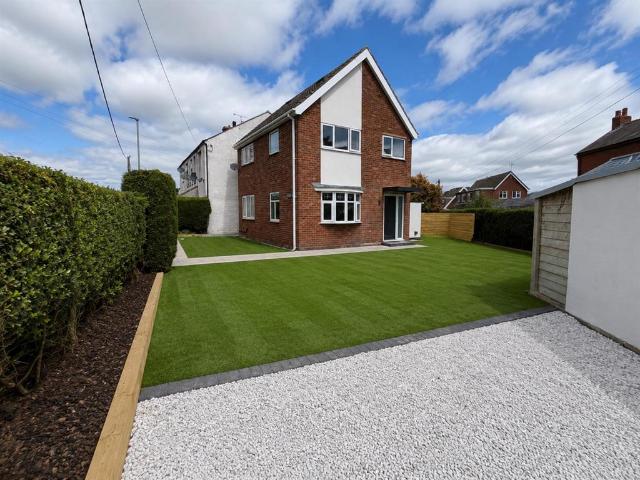 3 bedroom detached house for sale