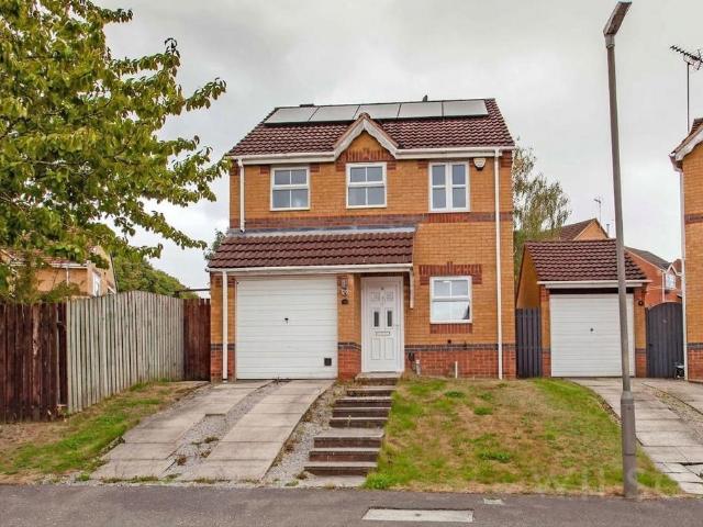 3 bedroom detached house for sale