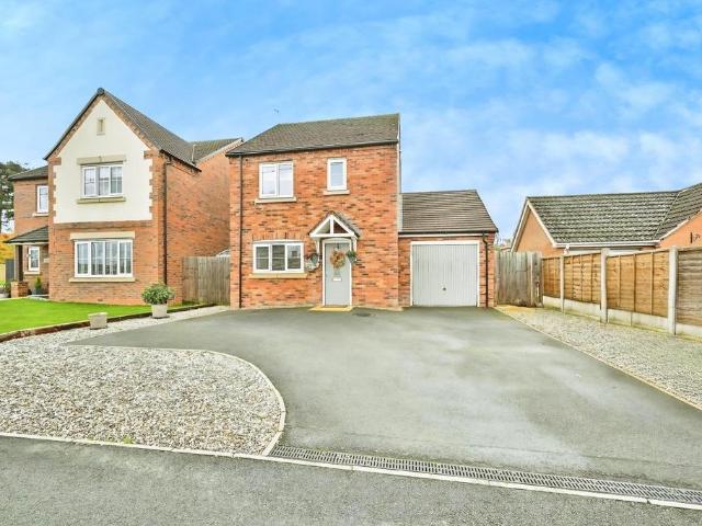 3 bedroom detached house for sale