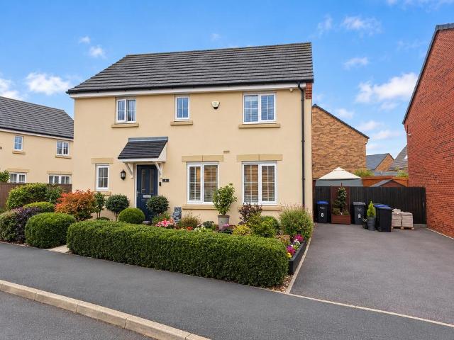 3 bedroom detached house for sale