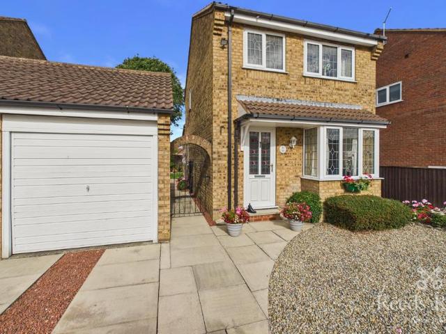 3 bedroom detached house for sale