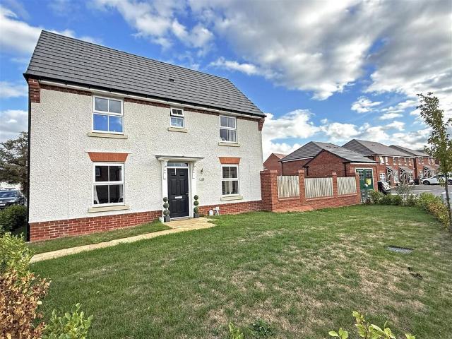 3 bedroom detached house for sale