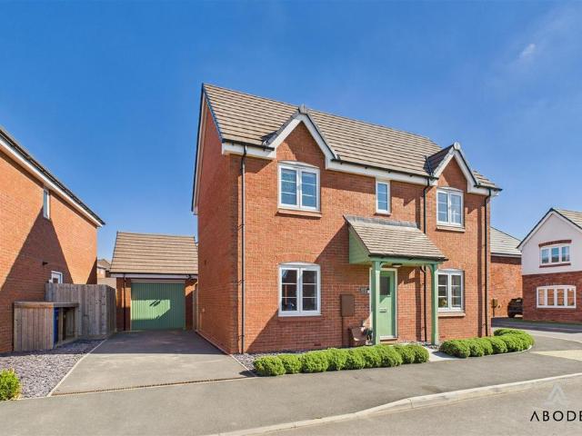3 bedroom detached house for sale