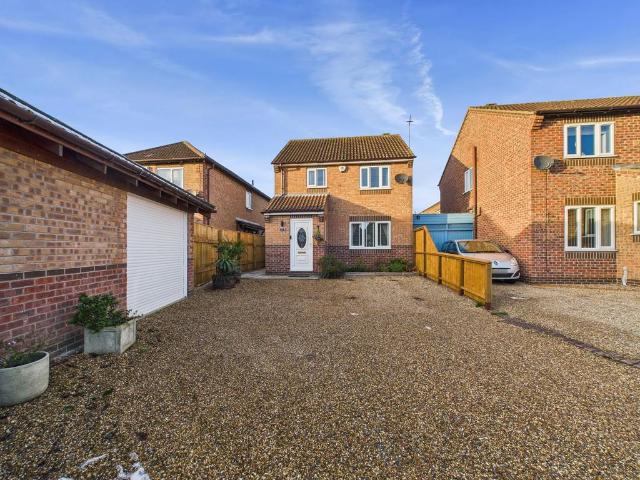 3 bedroom detached house for sale