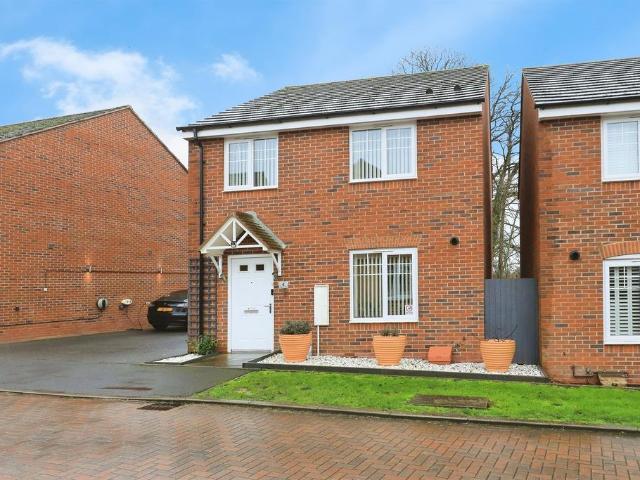 3 bedroom detached house for sale