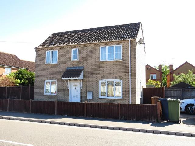 3 bedroom detached house for sale