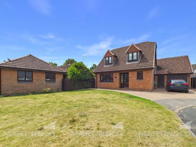 3 bedroom detached house for sale