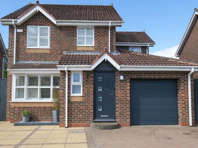 3 bedroom detached house for sale