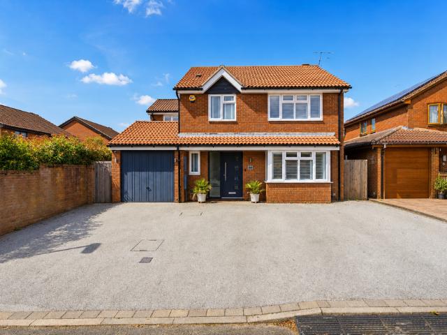 3 bedroom detached house for sale