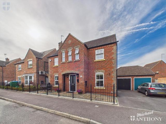 3 bedroom detached house for sale