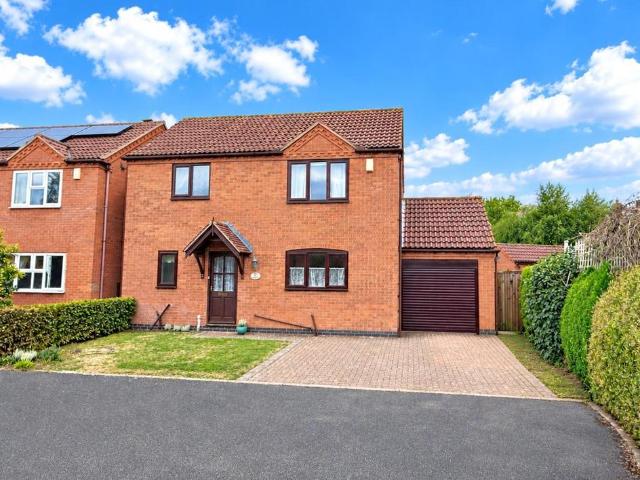 3 bedroom detached house for sale