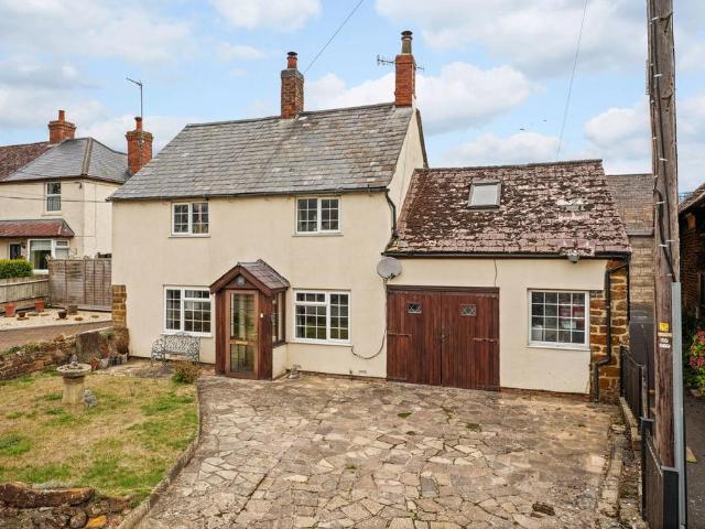 3 bedroom cottage for sale