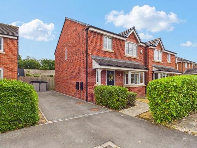 3 bedroom detached house for sale