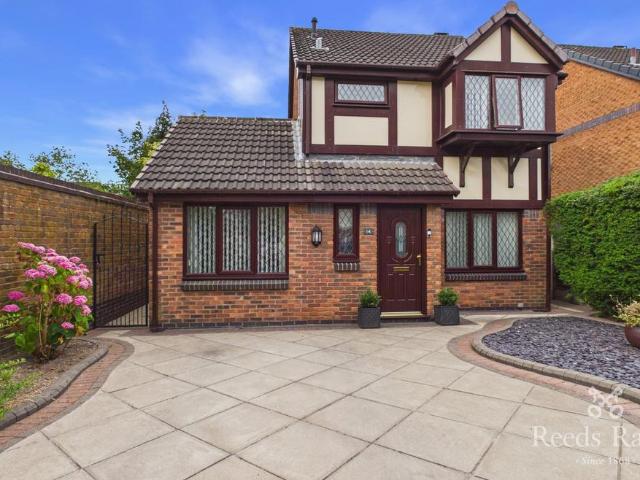 3 bedroom detached house for sale