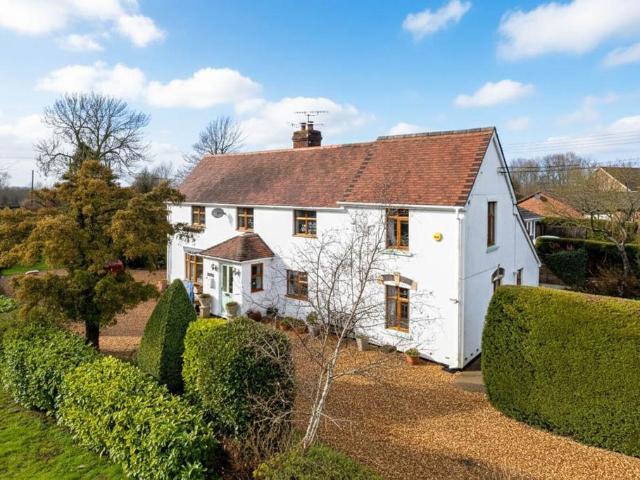 3 bedroom detached house for sale
