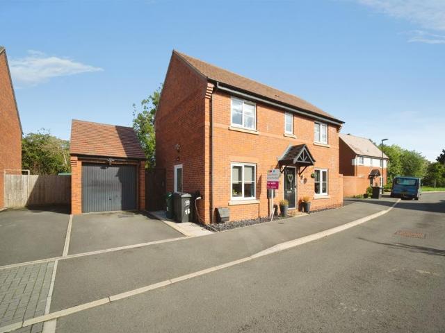 3 bedroom detached house for sale