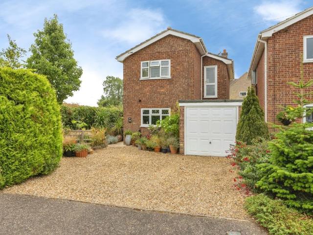 3 bedroom detached house for sale