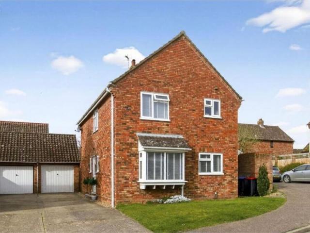 3 bedroom detached house for sale