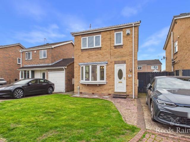3 bedroom detached house for sale