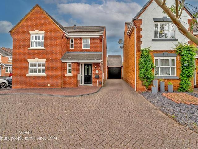 3 bedroom detached house for sale