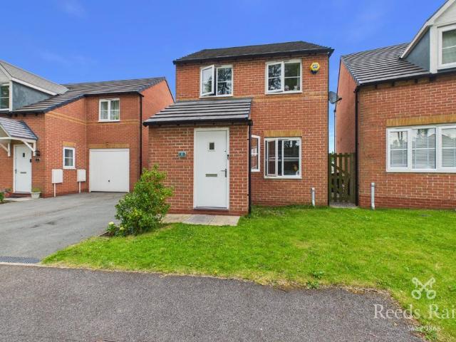 3 bedroom detached house for sale