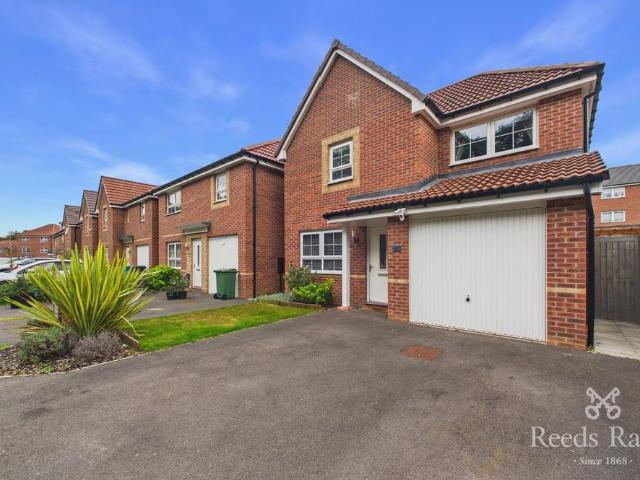 3 bedroom detached house for sale