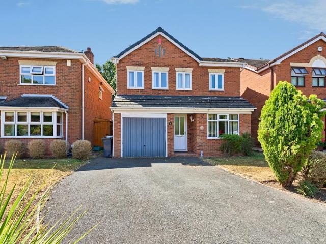 3 bedroom detached house for sale