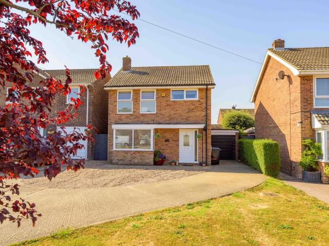 3 bedroom detached house for sale