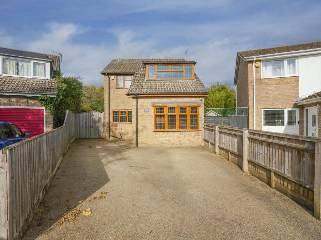 3 bedroom detached house for sale