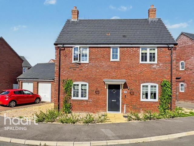 3 bedroom detached house for sale