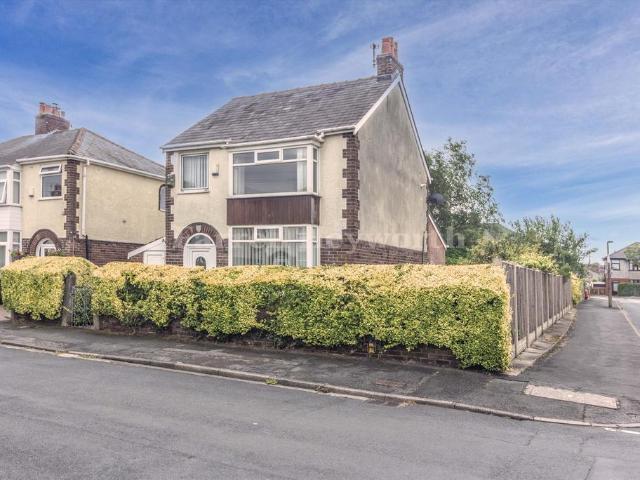 3 bedroom detached house for sale