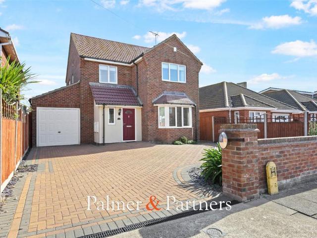 3 bedroom detached house for sale