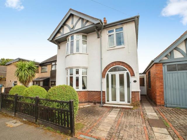3 bedroom detached house for sale