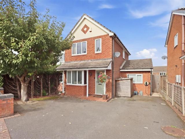 3 bedroom detached house for sale