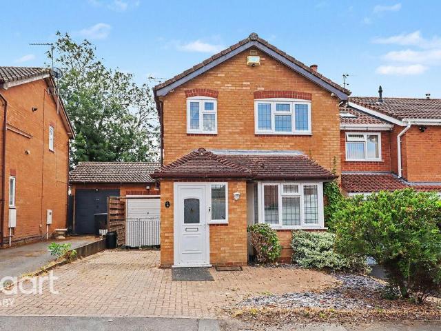 3 bedroom detached house for sale