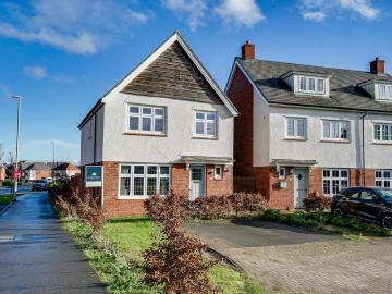 3 bedroom detached house for sale